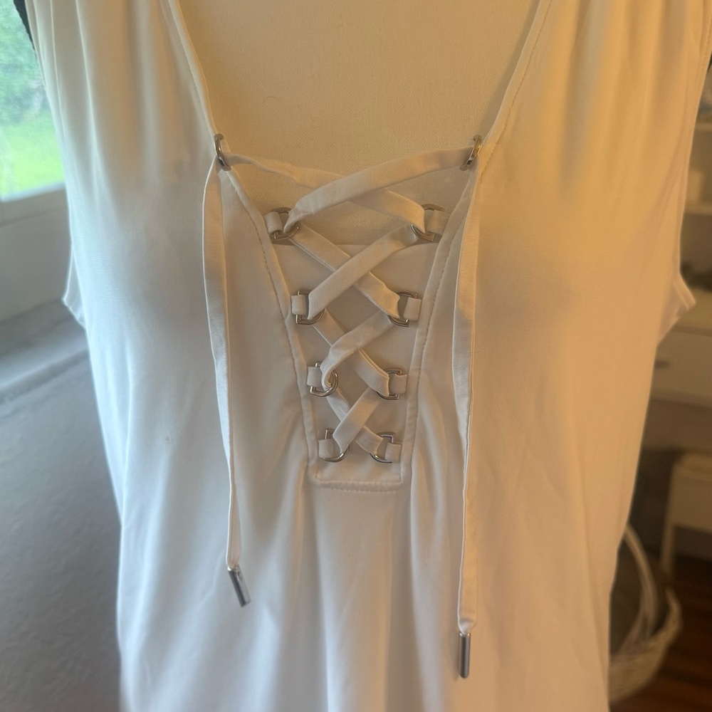 White Sleeveless White House Black Market White Lace-Up Top NWT size M